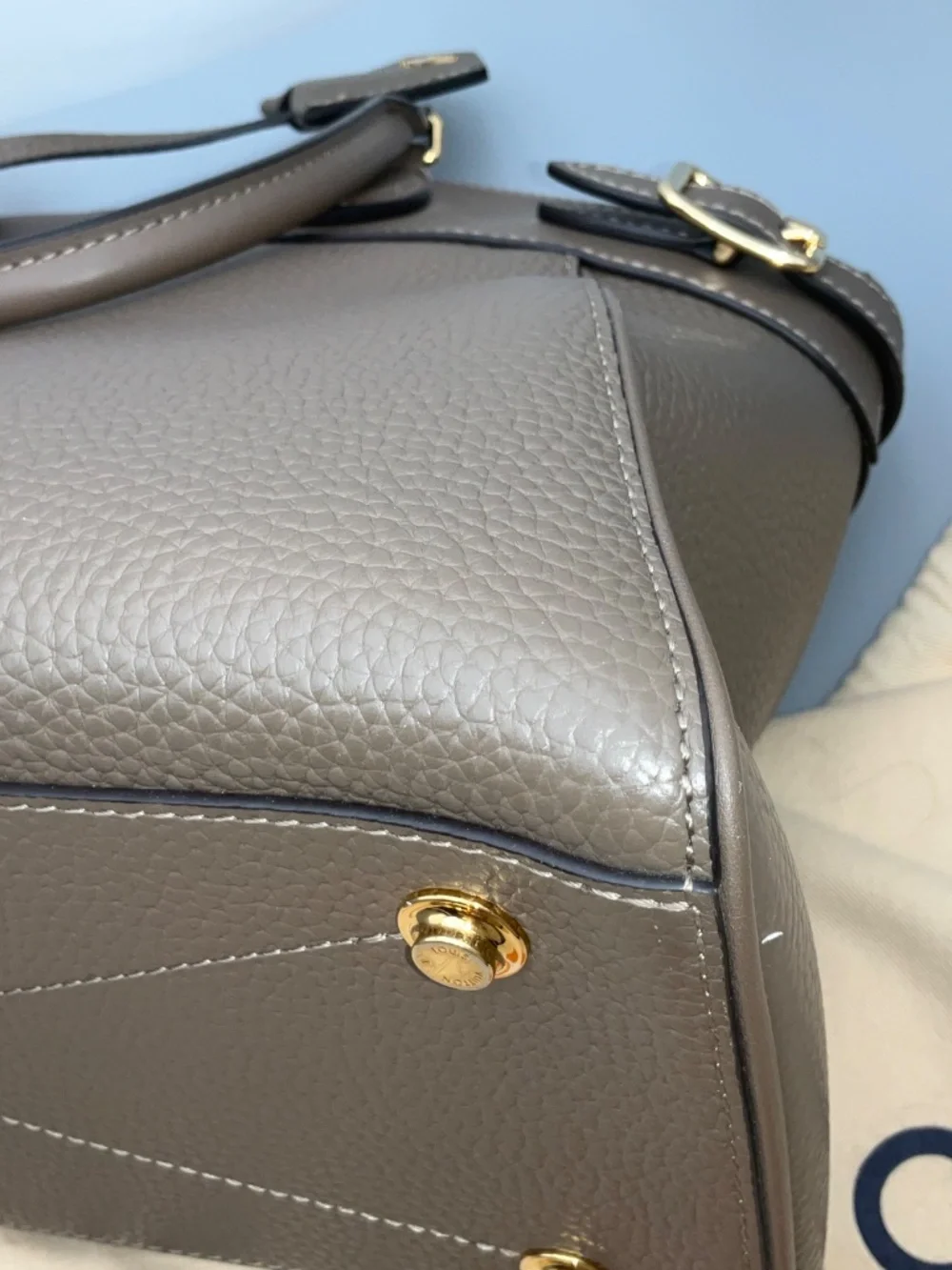 Louis Vuitton excellent very